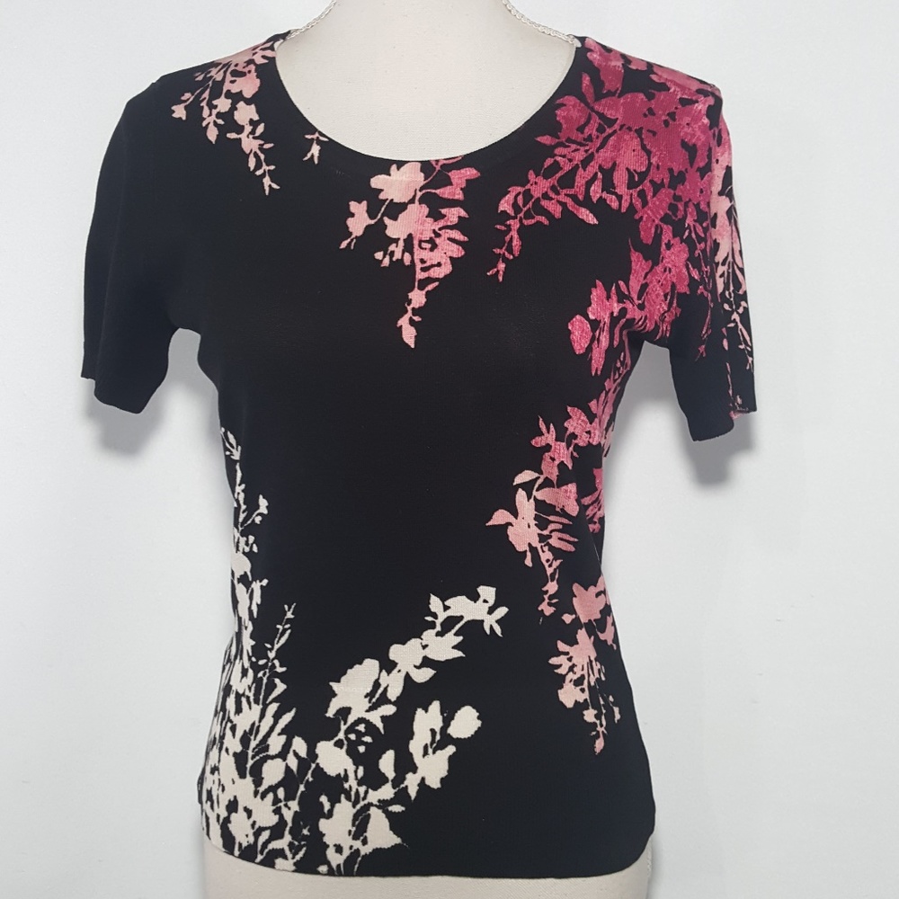 White House Black Market Womens NEW Floral Sweater
